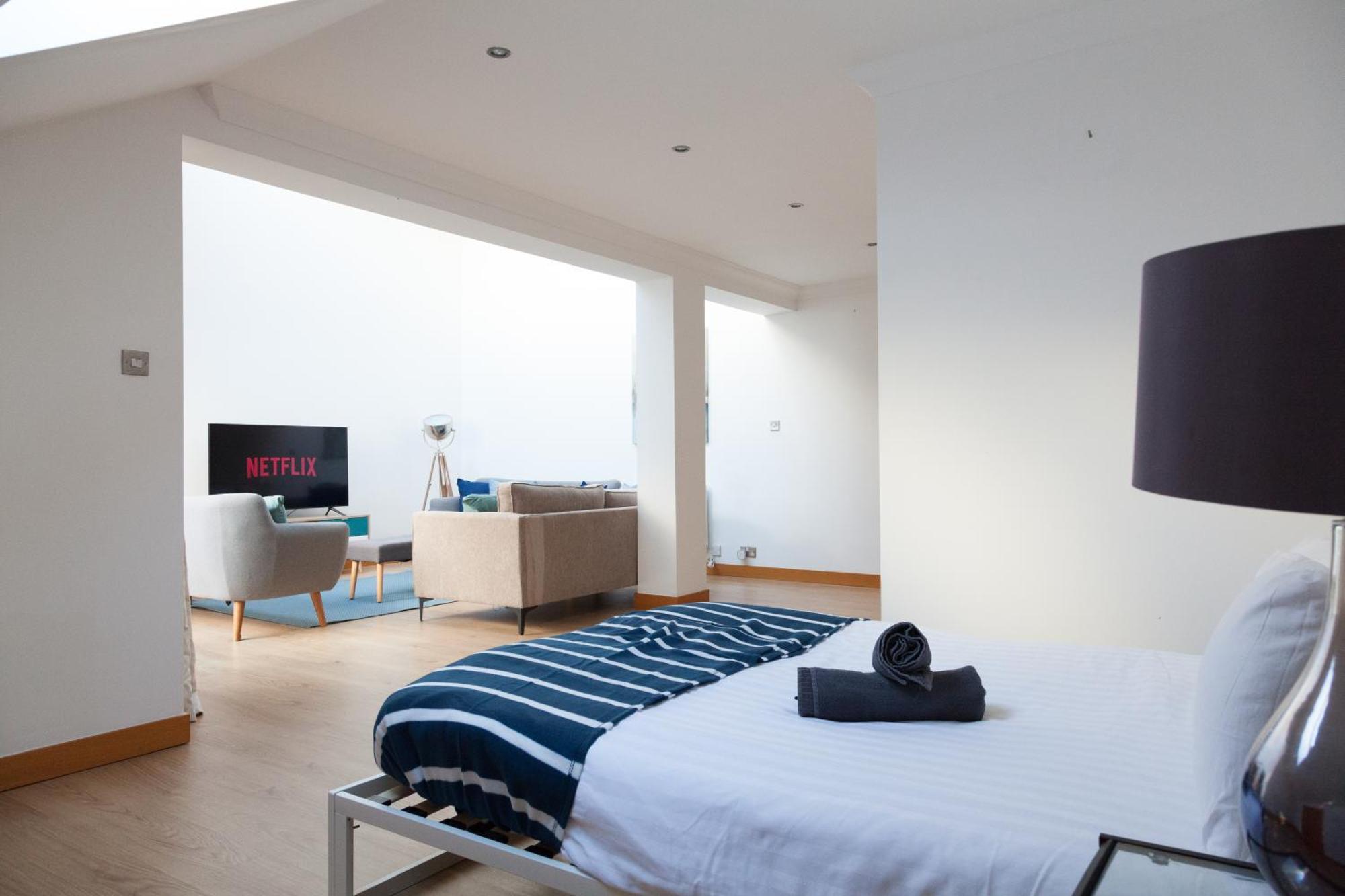 Weekly & Monthly Stays In Penthouse For Contractors Or Leisure Single Or Superking Beds Available Birkenhead Exterior foto
