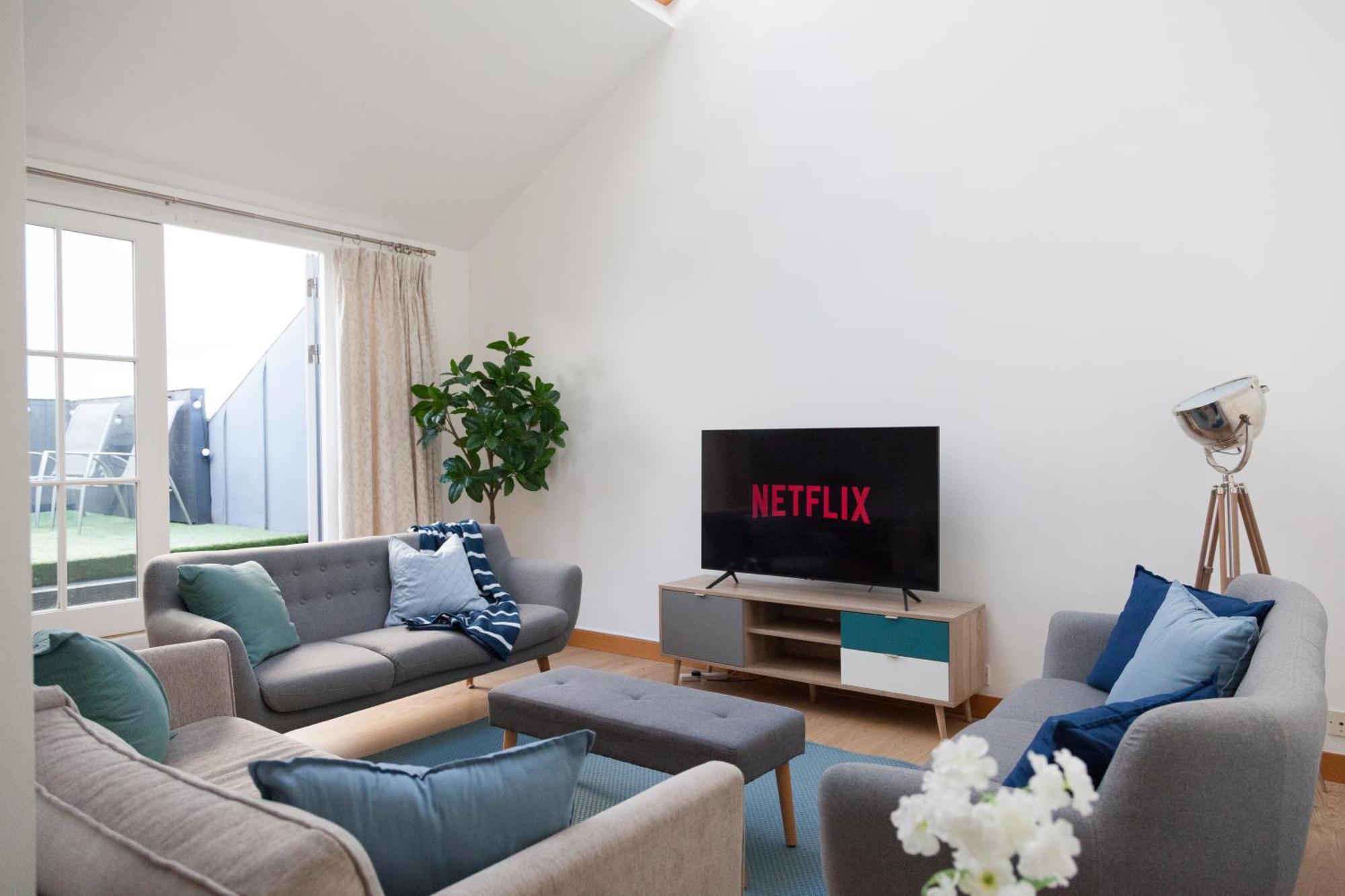 Weekly & Monthly Stays In Penthouse For Contractors Or Leisure Single Or Superking Beds Available Birkenhead Exterior foto